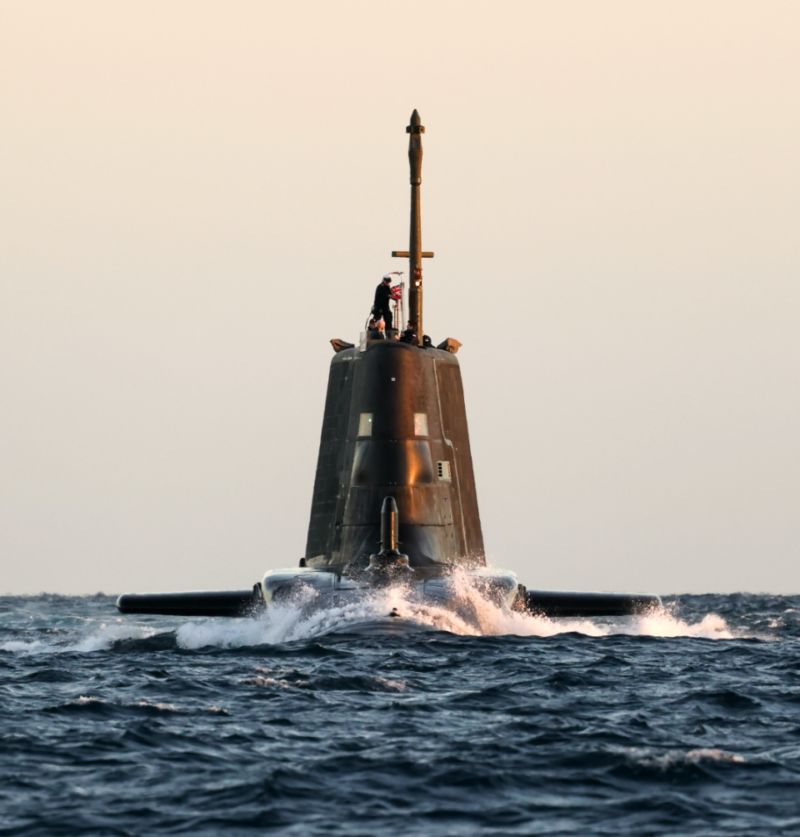 Image for the Tweet beginning: The British submarine HMS Anson