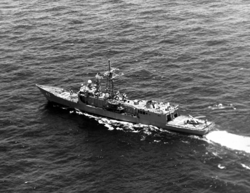 Image for the Tweet beginning: The ex-US Navy frigate Klakring,